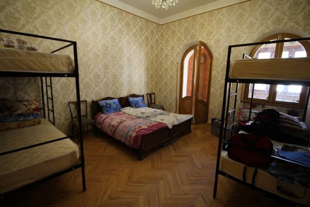 Tbilisi Grand Hostel - photo 4