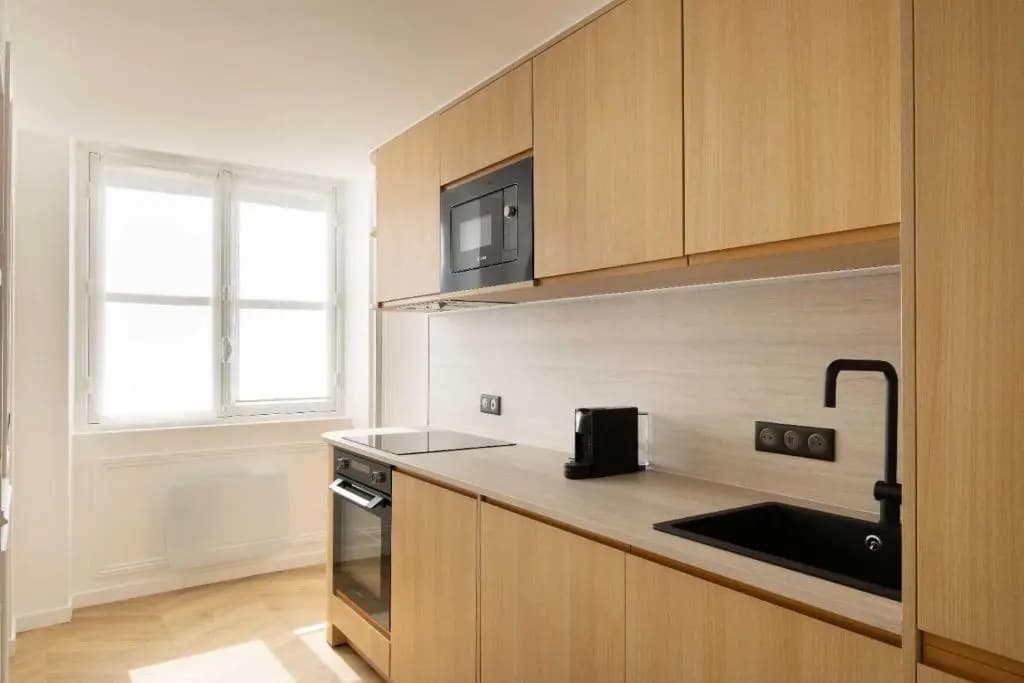 Chic Apartment With AC - 3br/6p - Palais Garnier - photo 3