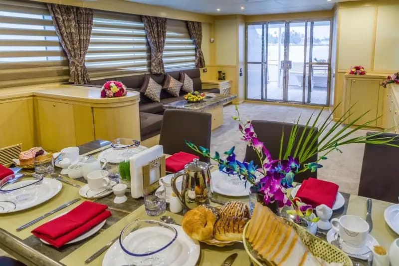 Fantom Luxury Yacht - photo 8