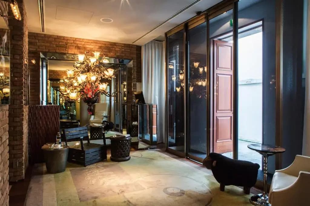 Palazzina Grassi Hotel - photo 2