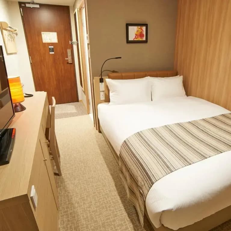 Quintessa Hotel Tokyo Haneda Comic & Books - photo 10