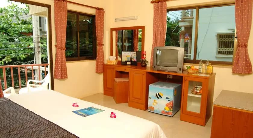 Kata noi bay inn - photo 4