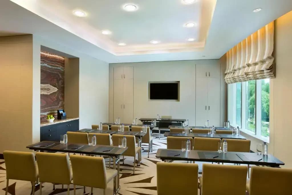 Millennium Al Rawdah Hotel - photo 27