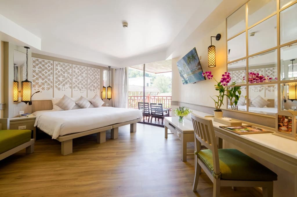 Katathani Phuket Beach Resort - photo 12