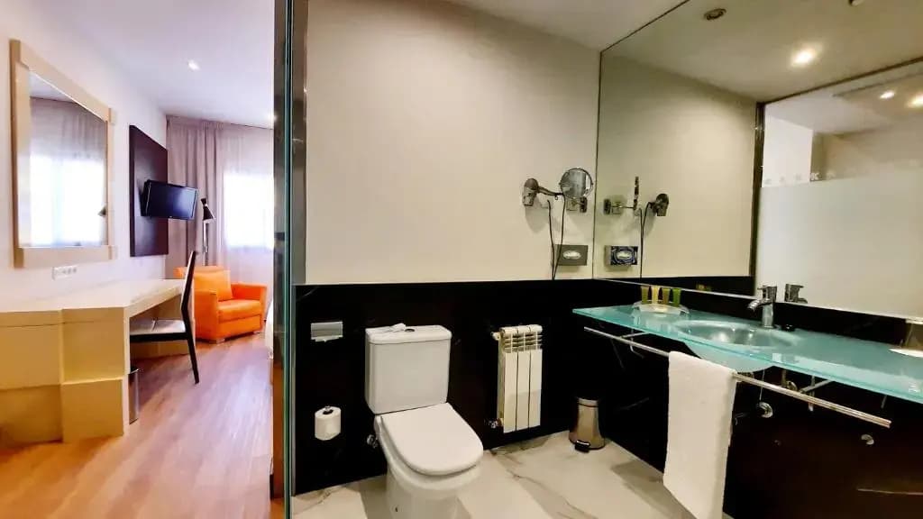 voco Madrid - Las Tablas by IHG - photo 12