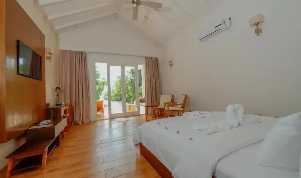 Paradise Hondaafushi Island Resort & Spa - photo 9