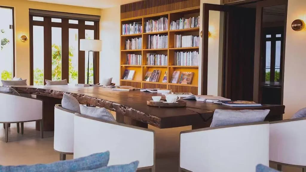 Kuda Villingili Resort - photo 19