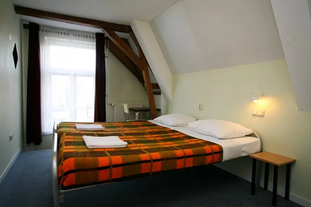 Van Onna Hotel - photo 2