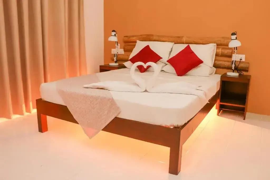 The Castaway Retreat Hotel - photo 10