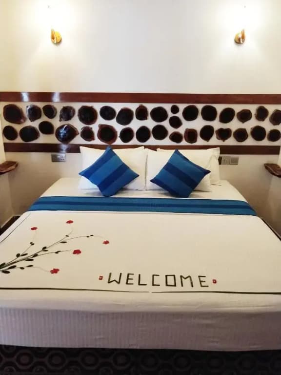 Alkina Lodge Hotel - photo 2