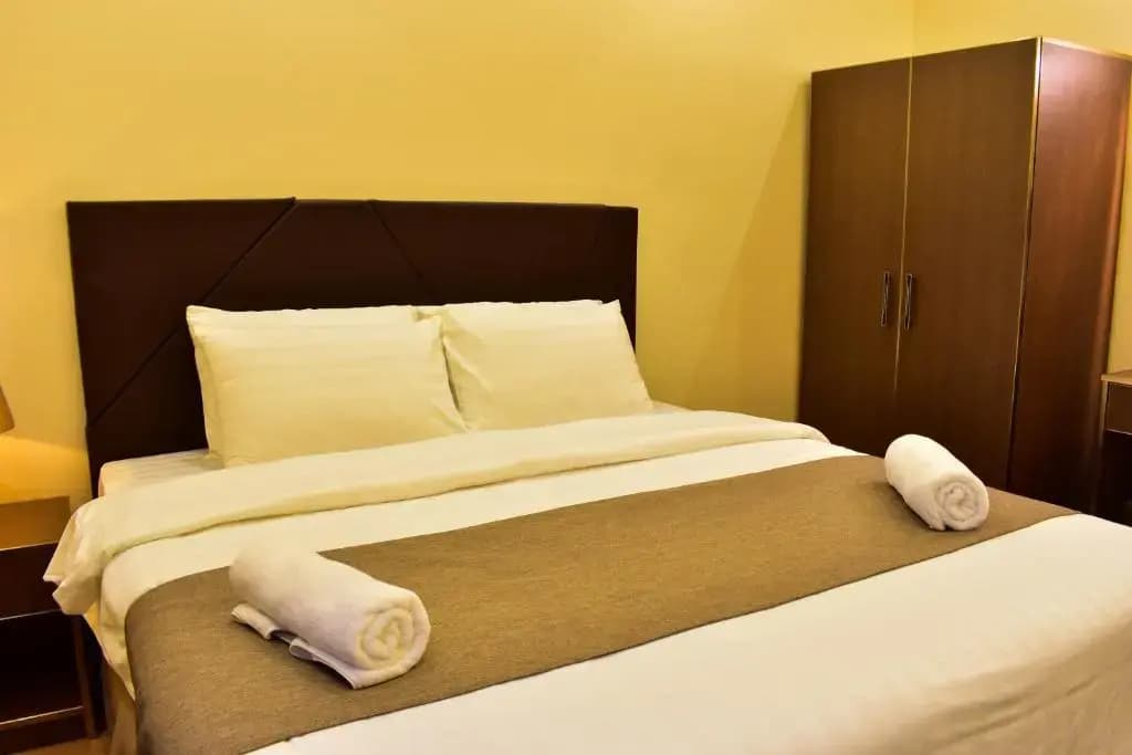 Isle Royal Inn - photo 7