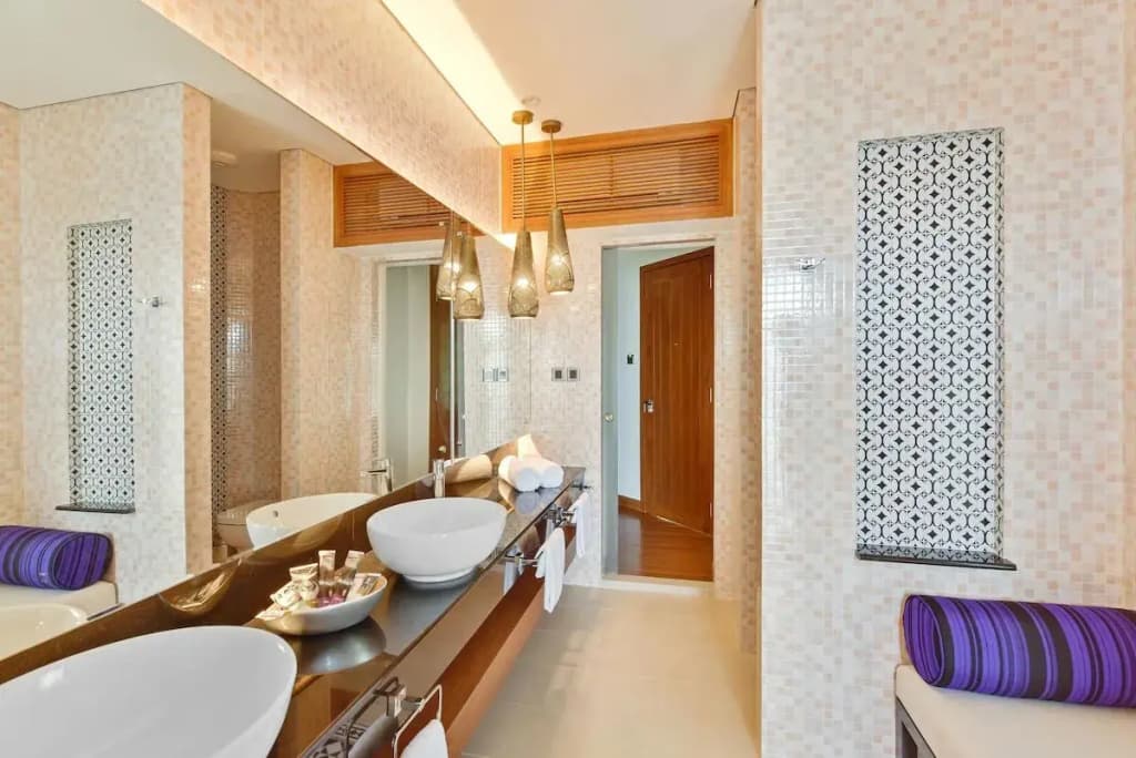 Mercure Maldives Kooddoo - photo 10