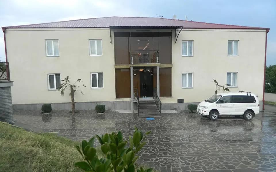 Hotel Kavkazioni - main photo
