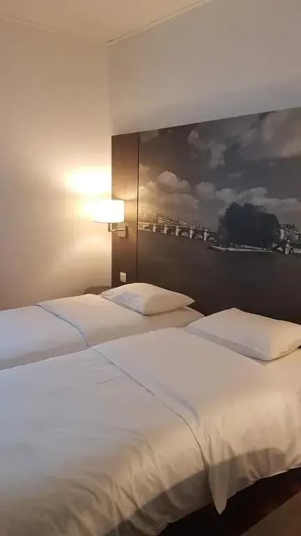 Victoria Hotel - photo 7