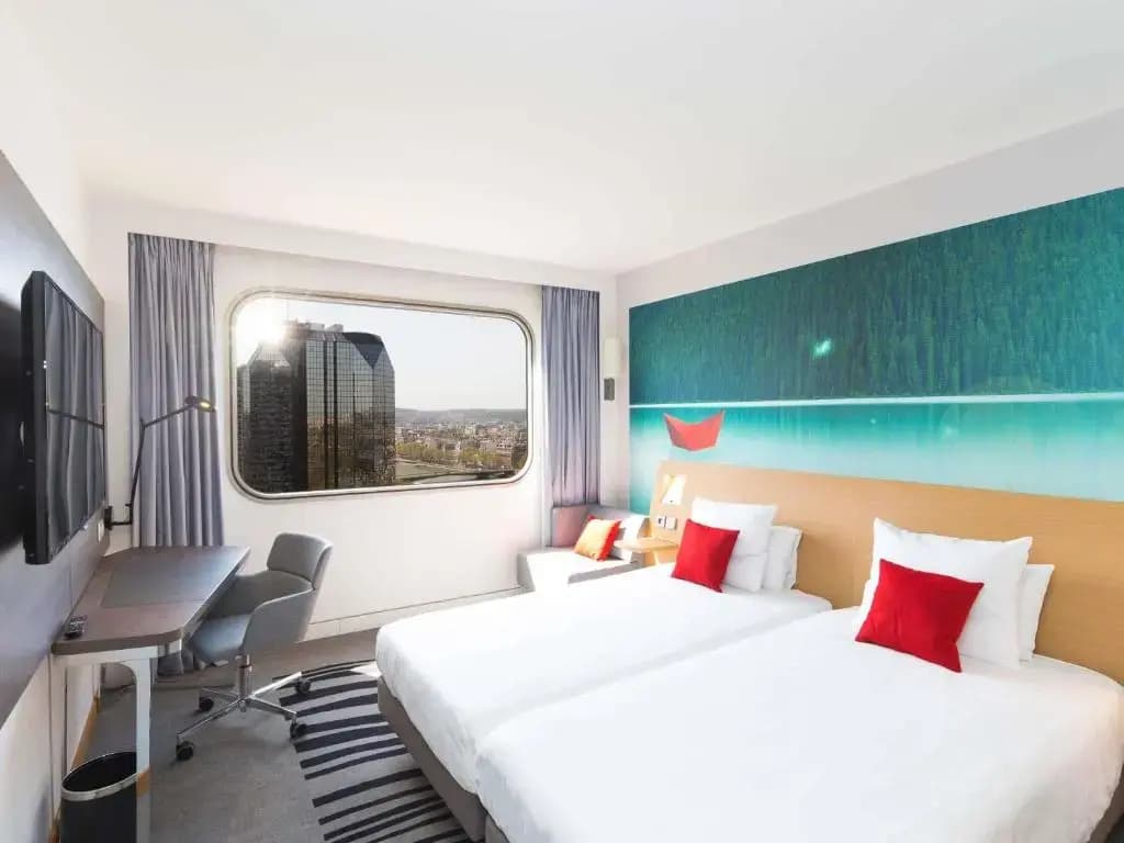Novotel Paris Centre Tour Eiffel Hotel - photo 10