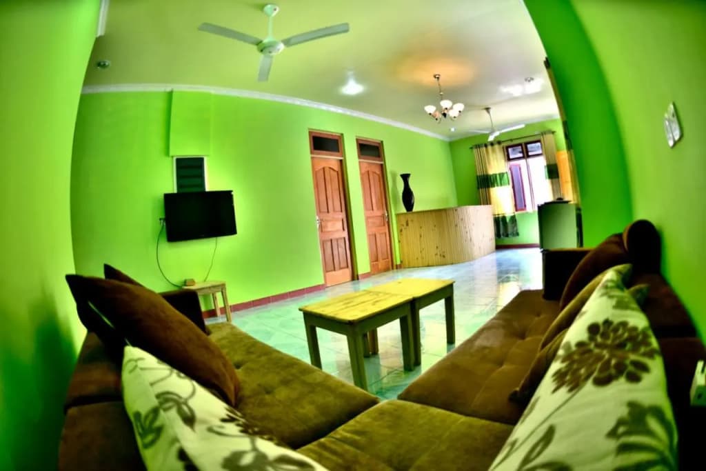 Jail Break Surf Inn Hotel - photo 8
