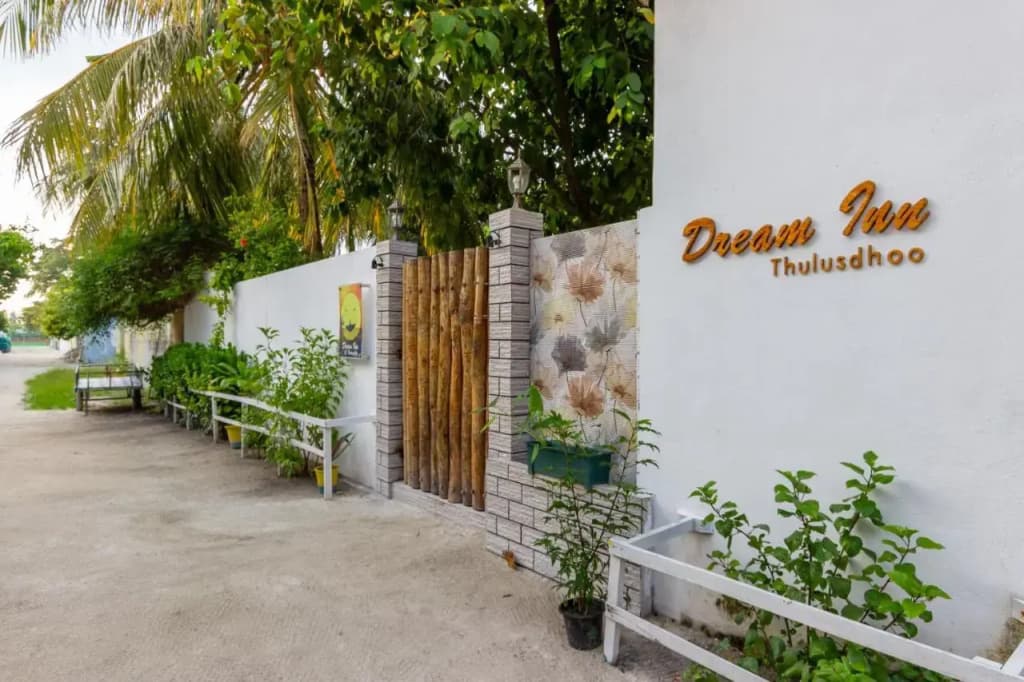 Dream Inn Sun Beach Hotel - photo 1