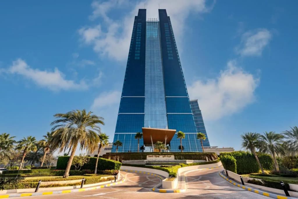 Dusit Thani Abu Dhabi - photo 1