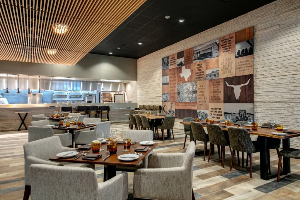 Harbor Court Hotel - photo 24