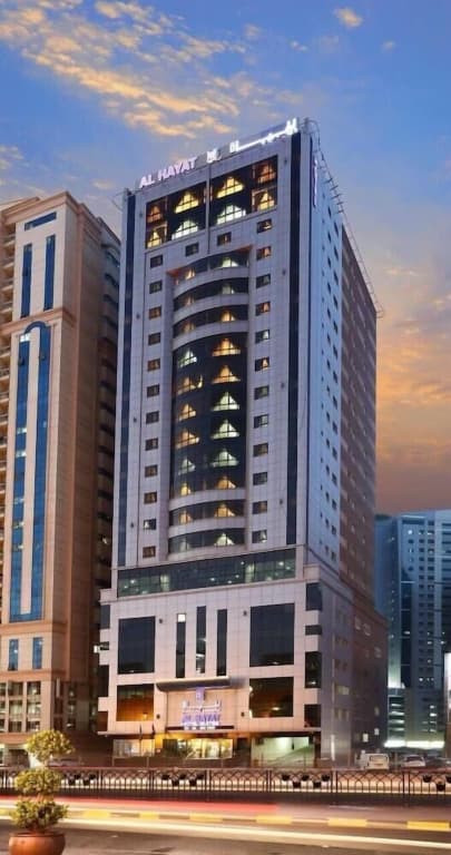 Al Hayat Hotel Suites - photo 1