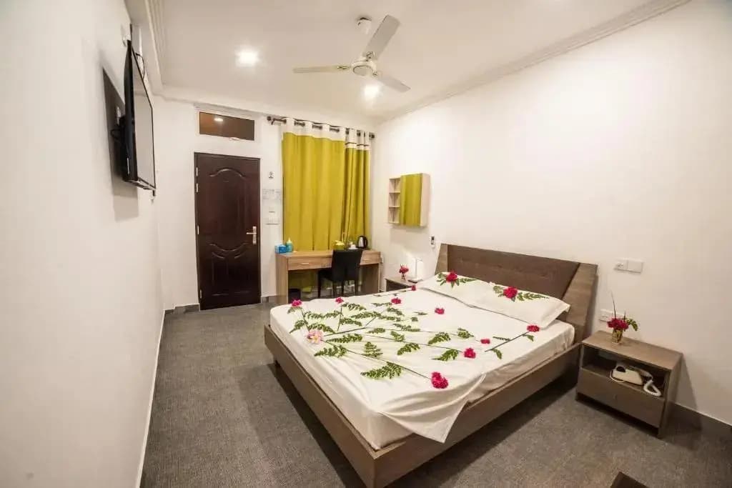 Ariston Dhangethi Inn - photo 6
