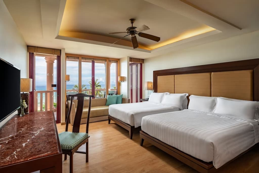 Centara Grand Beach Resort Phuket Hotel - photo 9