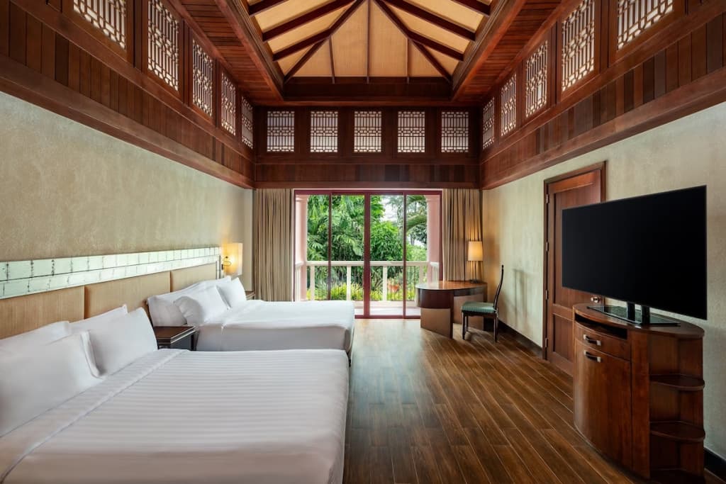 Centara Grand Beach Resort Phuket Hotel - photo 11