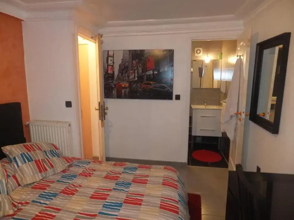 Pacific Hotel - photo 8
