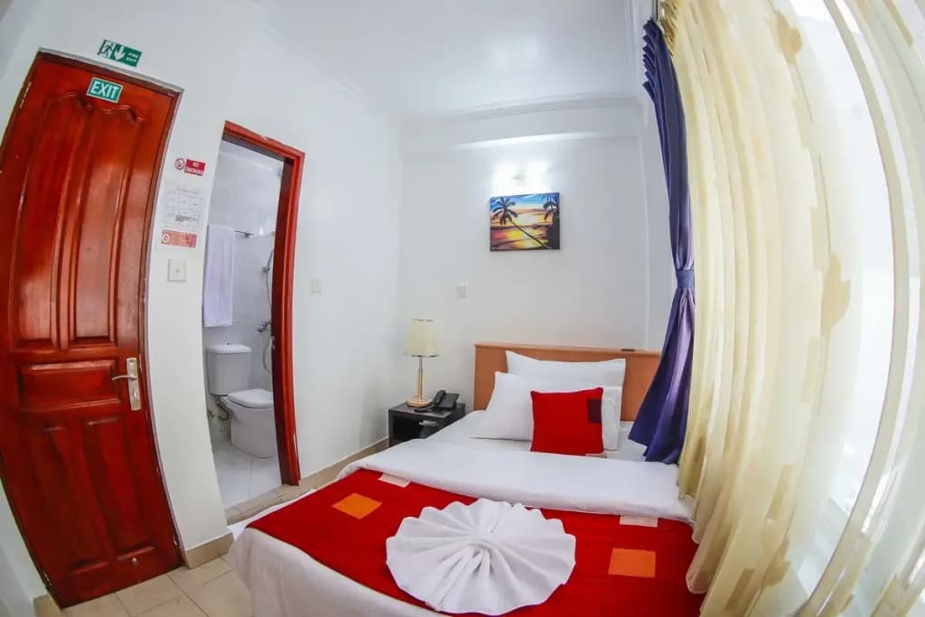 Sunny Suites Inn - photo 12