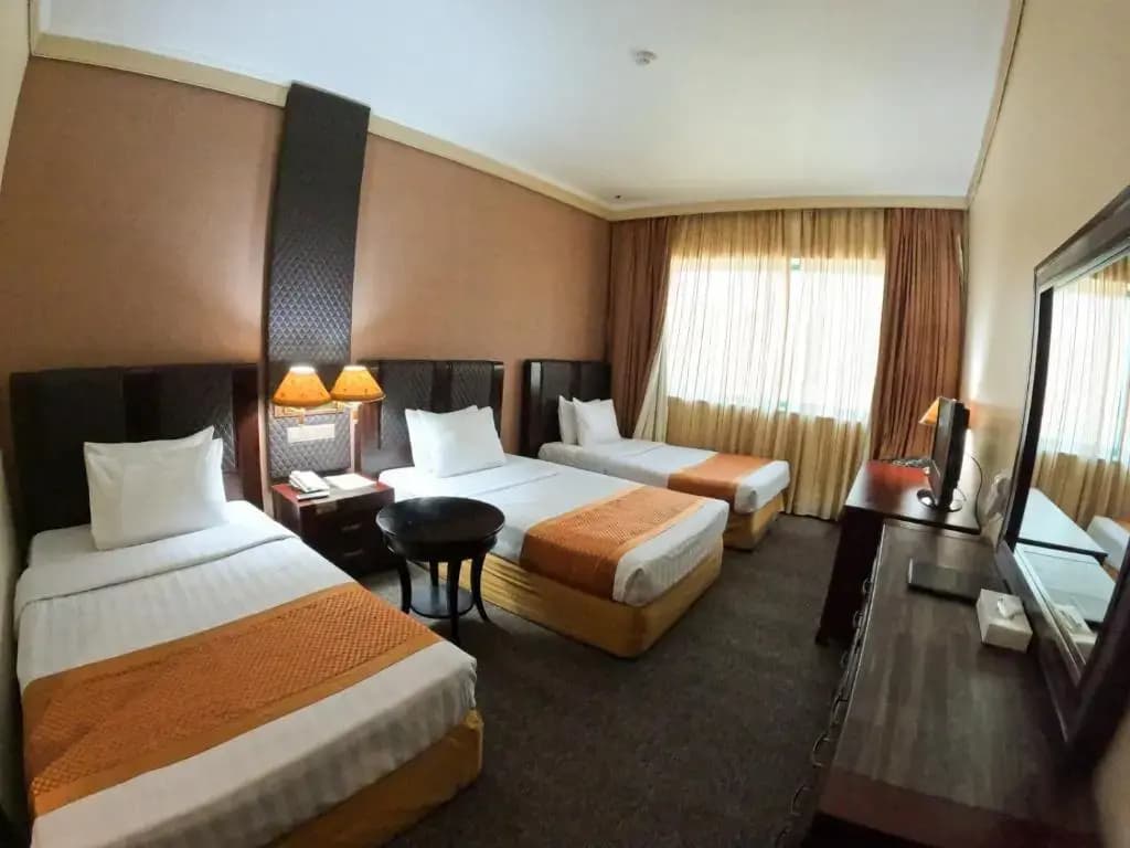 Knight Armour Hotel - photo 18