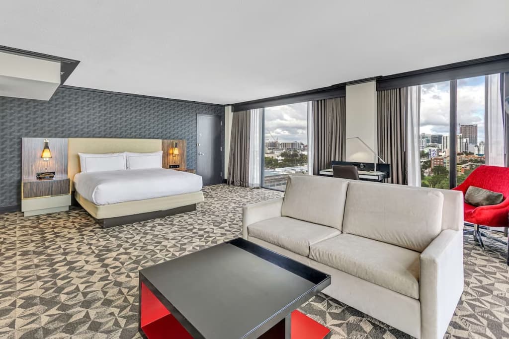 Hilton Miami Downtown - photo 3