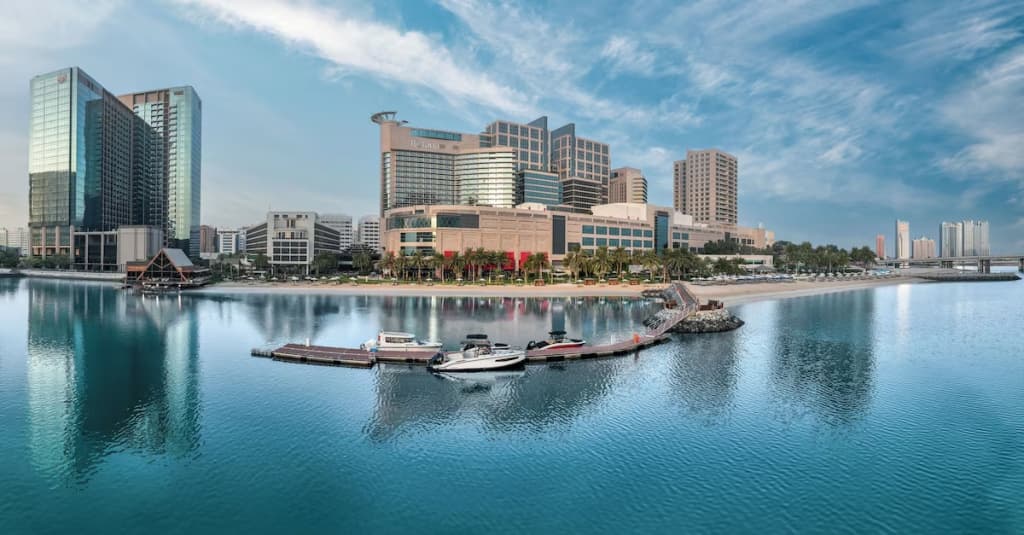 Beach Rotana Hotel - photo 1