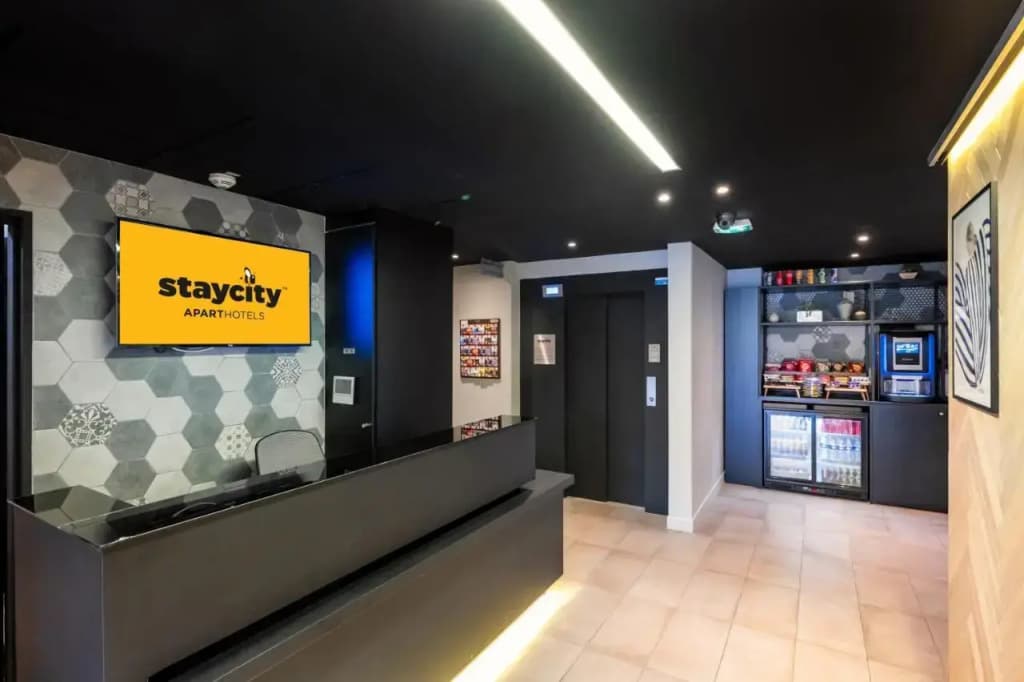 Staycity Aparthotels, Paris Gare De l'Est - photo 2