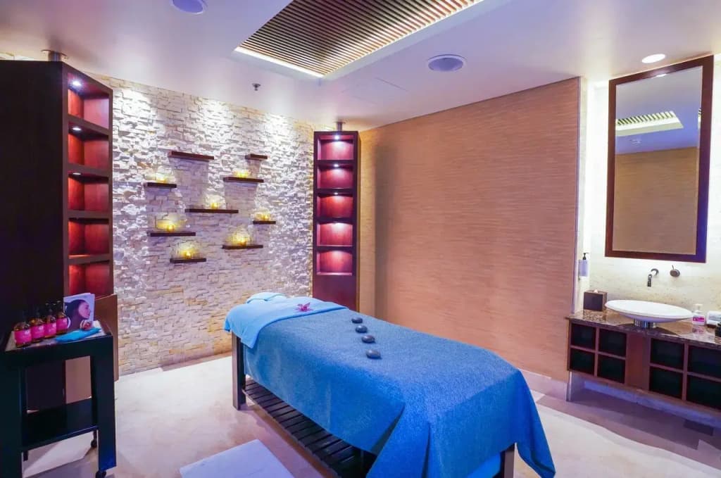 Beach Rotana Hotel - photo 25
