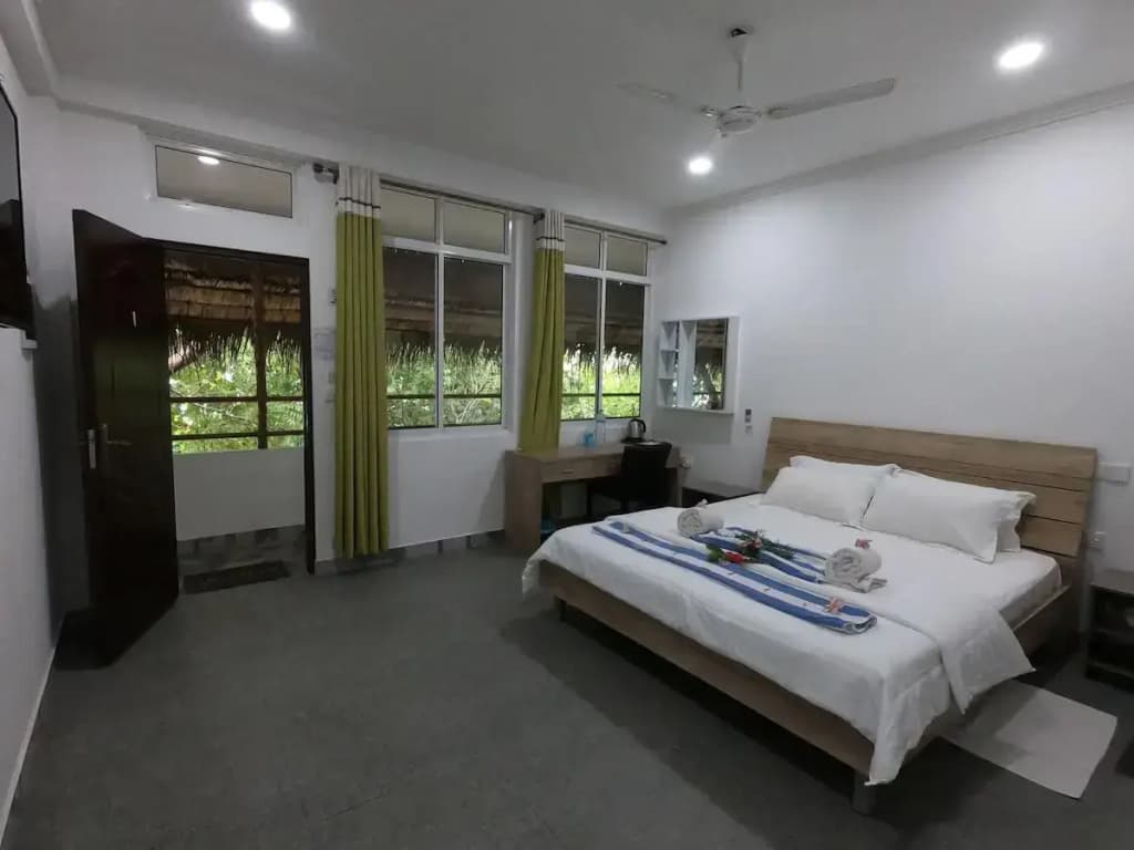 Ariston Dhangethi Inn - photo 9