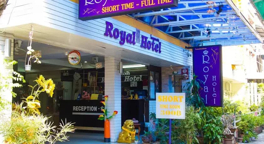 Royal BJ Hotel - photo 4