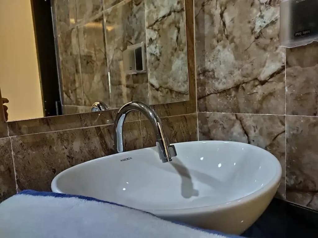 Crown Beach Villas Hotel - photo 8