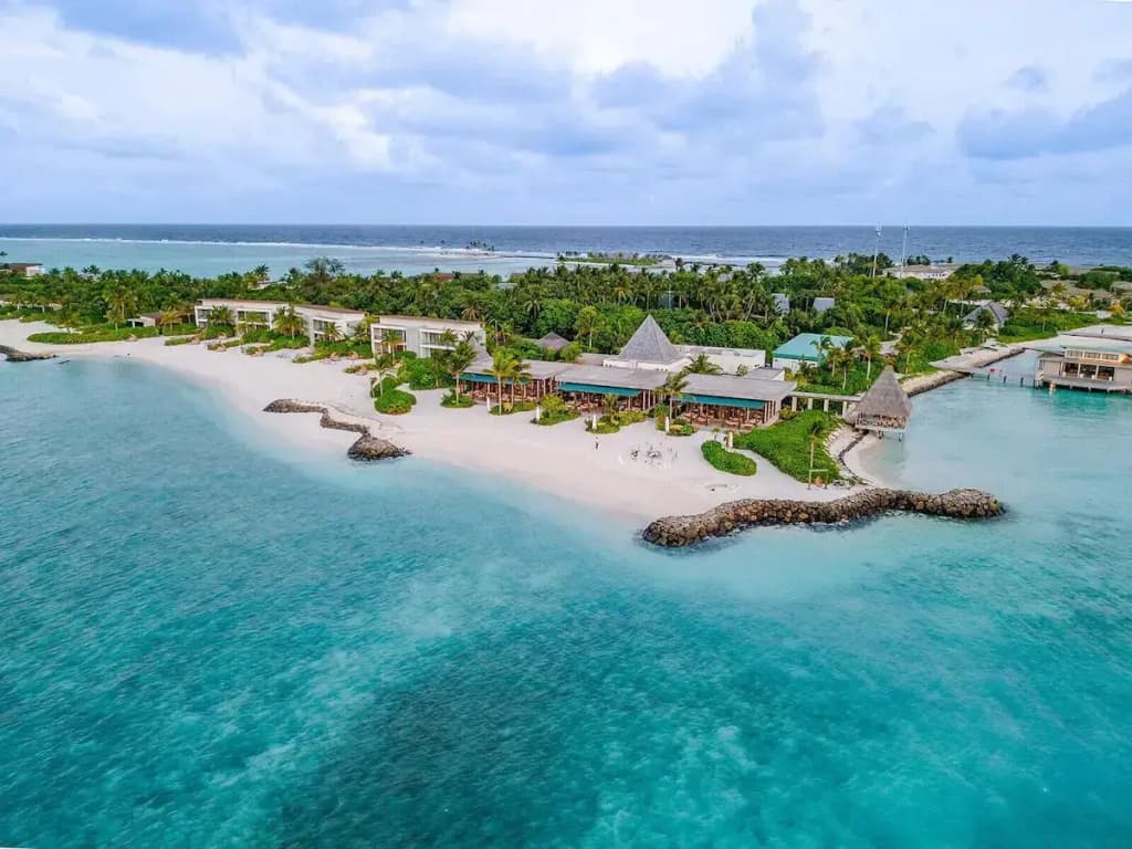 Kuda Villingili Resort - photo 25