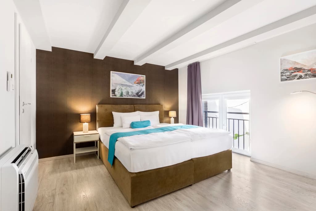 Hotel Mika Downtown - photo 1