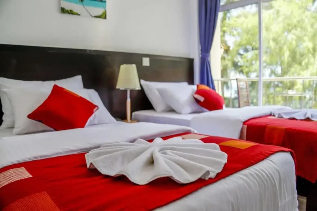 Sunny Suites Inn - photo 13
