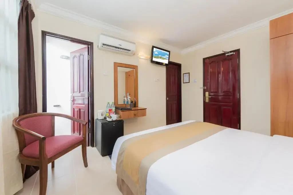 Champa Central Hotel - photo 2