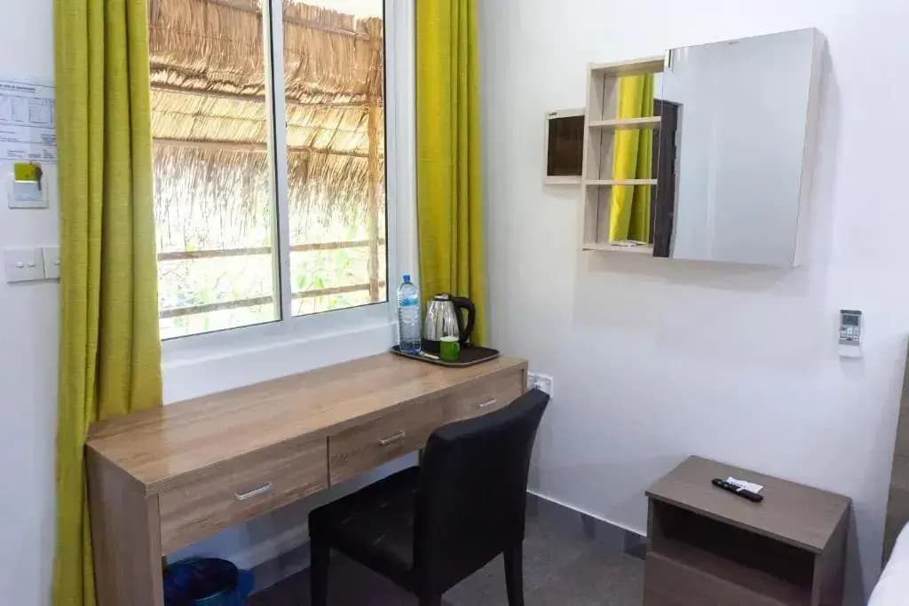 Ariston Dhangethi Inn - photo 15