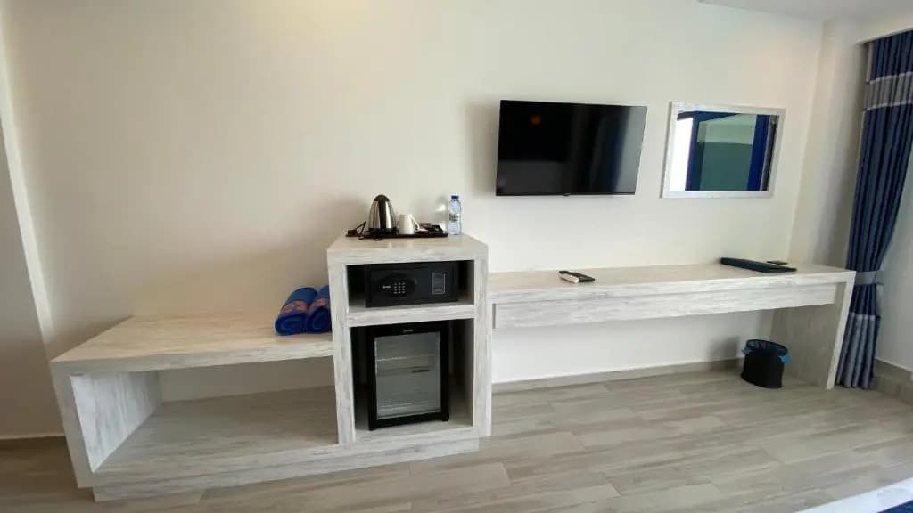 Kaani Palm Beach - photo 12