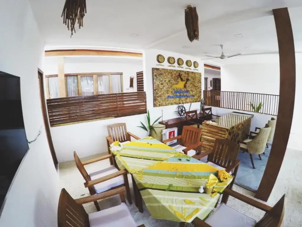 Dhiffushi White Sand Beach Hotel - photo 13