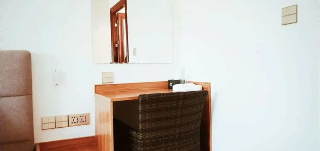 Palm Rest Hotel - photo 11