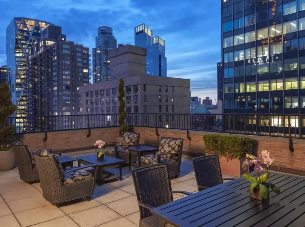 Manhattan Club Suite Apartments - photo 13