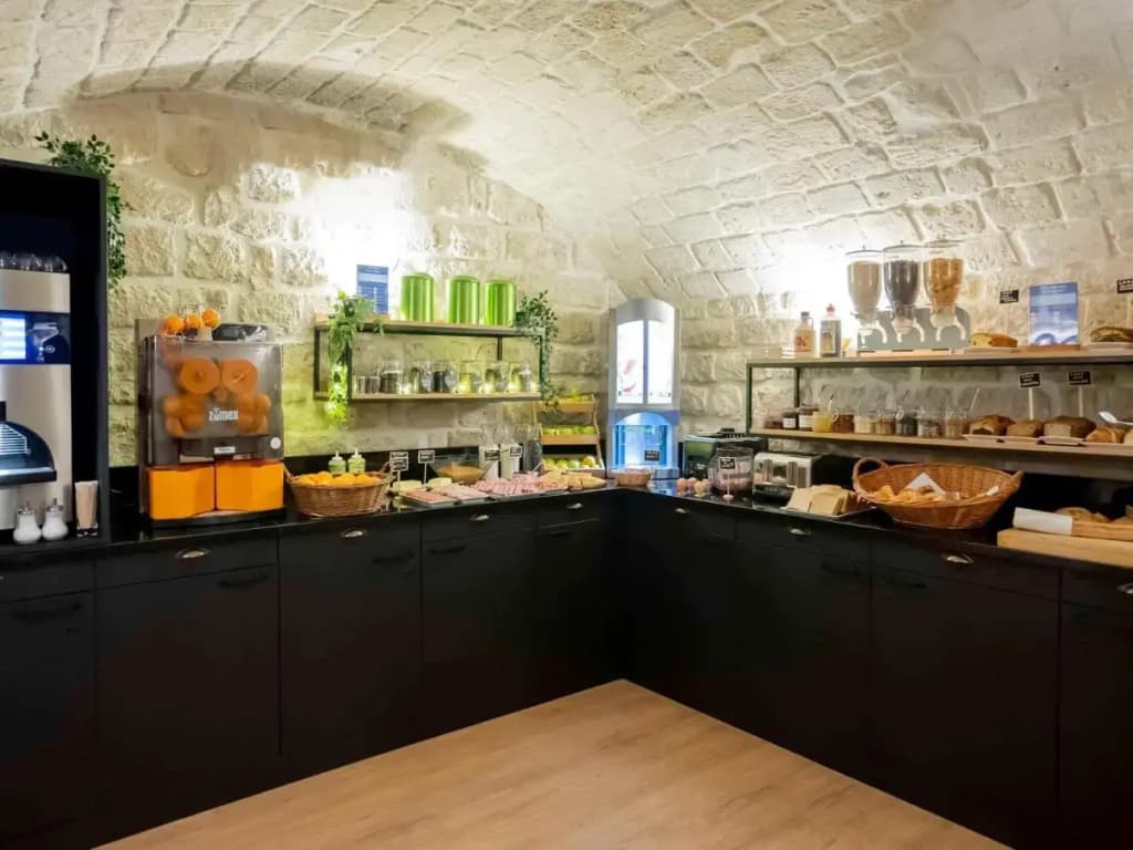 Ibis Styles Paris Batignolles - photo 11
