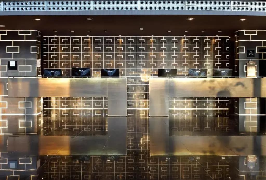 Eurostars Madrid Tower Hotel - photo 36