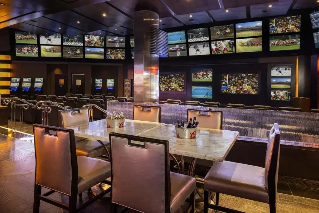Planet Hollywood Resort & Casino - photo 24