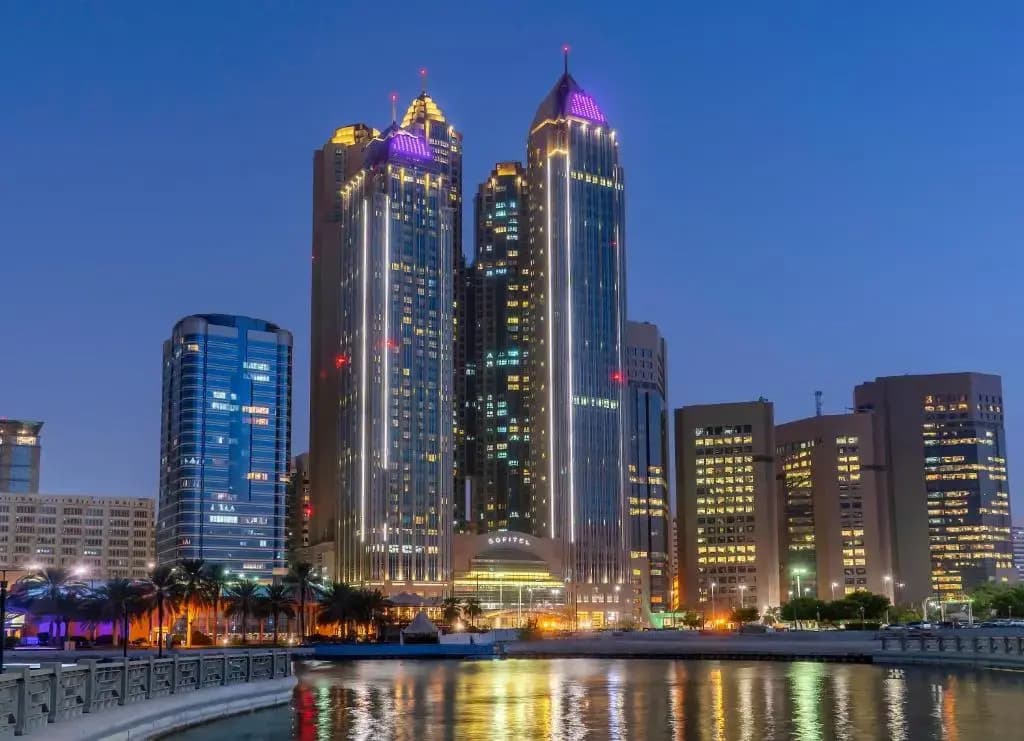 Sofitel Abu Dhabi Corniche Hotel - photo 1